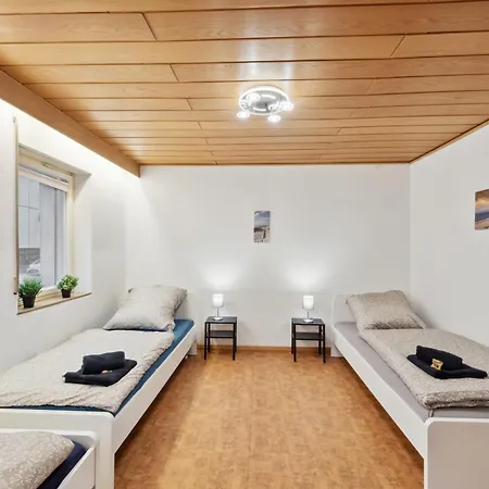 Teams Apartmenthaus Waiblingen Wifi, Smart Tv, Parking New * Waiblingen (Stuttgart)